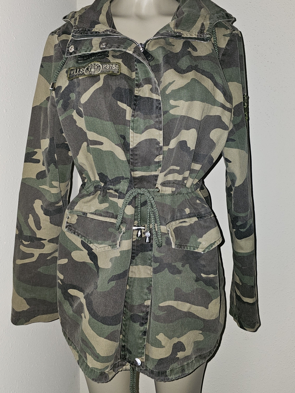 Women’s Camo Drawstring Utility Jacket - Green Camo